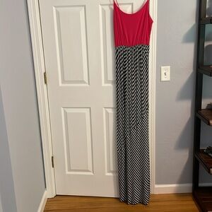 Staccato Women’s summer dress Size L
